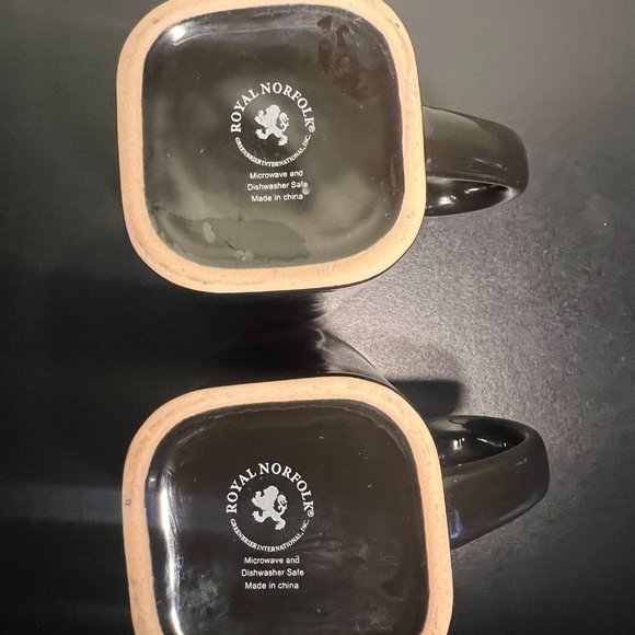 Set of 2 ROYAL NORFOLK Stoneware  Mugs ~ Greenbrier International ~ Dark Brown - Picture 8 of 9